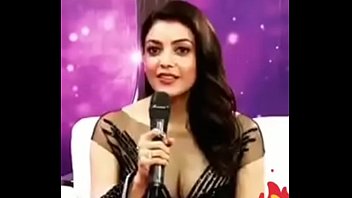 Indian south actress Komal sharma hot cleavage