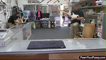 Asian hottie gets banged in pawnshop
