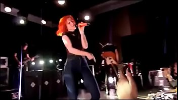 Hayley Williams of Paramore: Fuckable Ass (Fap Tribute)