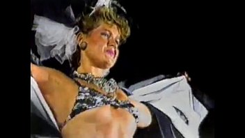 Rainha anima o carnaval do Atlético em 1983