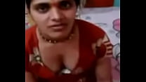 Desi Bhabhi in redi suite boob press